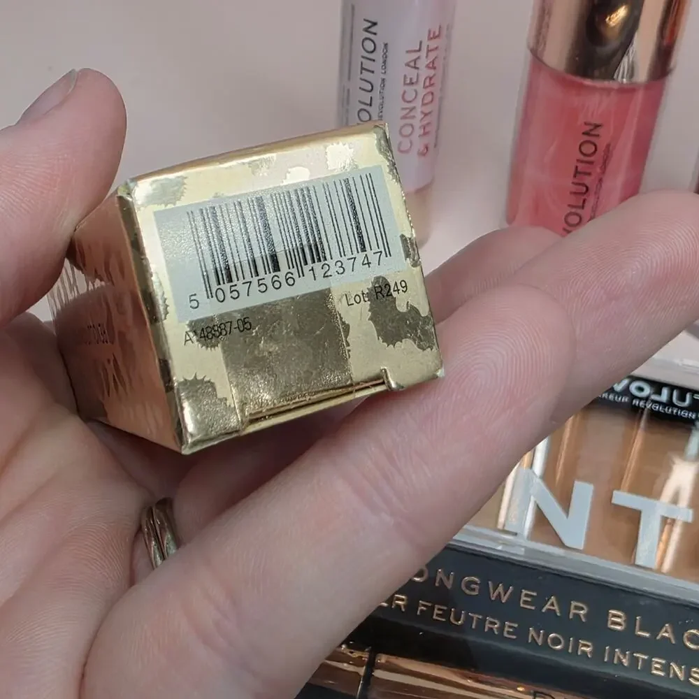 Revolution Make up Bundle!